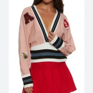 Trendy Threads Varsity Style Patches V-Neck Junior Pink Sweater LARGE